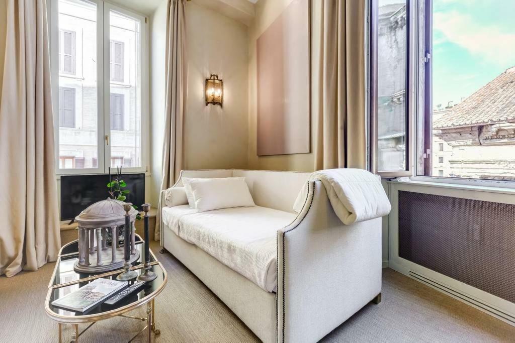 Luxurious Loft Facing The Pantheon Villa โรม ภายนอก รูปภาพ