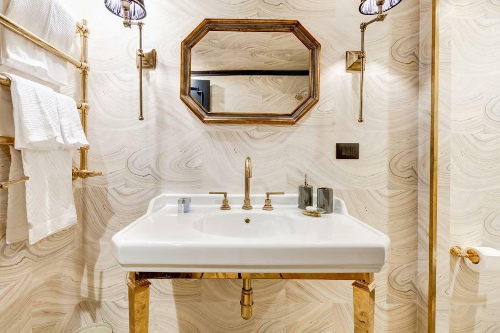 Luxurious Loft Facing The Pantheon Villa โรม ภายนอก รูปภาพ